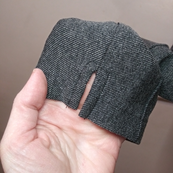 HUE Charcoal Colored Faux Denim Seamed Leg, Split Ankle Leggings - Picture 4 of 10